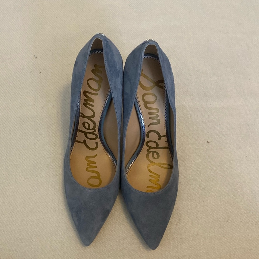 Hazel Pump in Smokey Blue Suede
